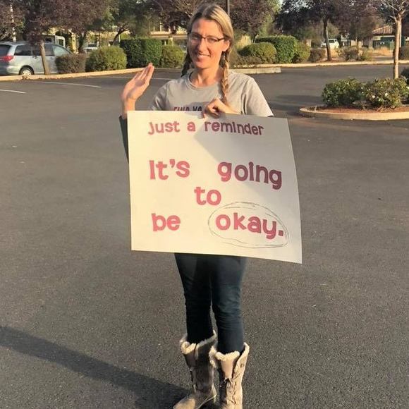 Meet your Posher, Sarah - Picture 1 of 1